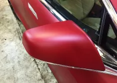 Оклейка автомобиля Tesla матовой пленкой. 