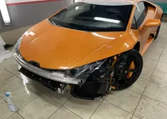 Оклейка защитной пленкой lamborghini huracan.