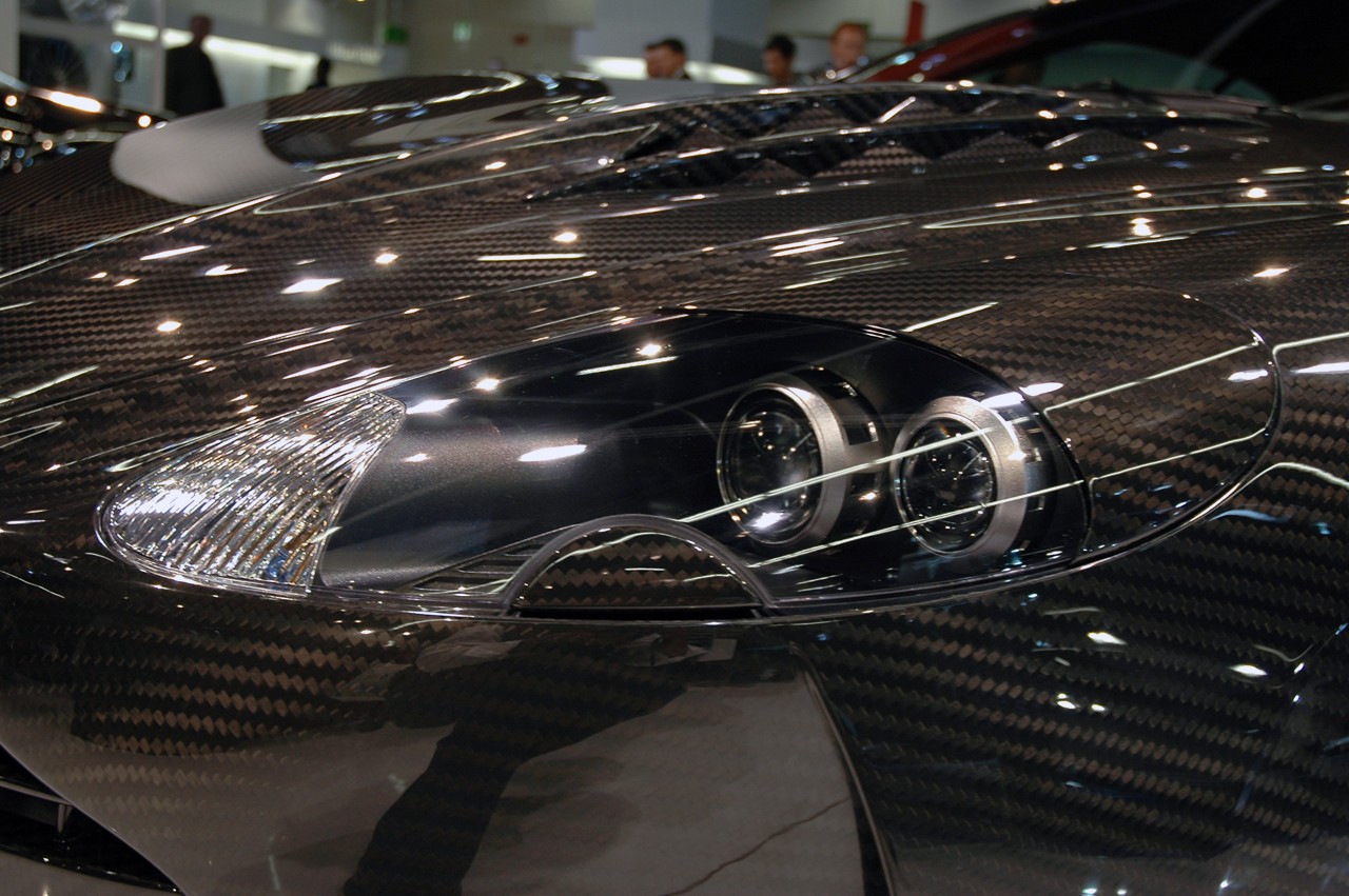 carbon aston 5 20130415 2035209337