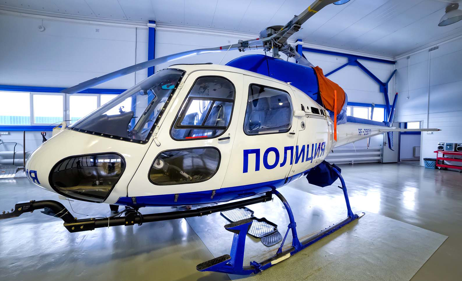 Оклейка пленкой вертолета